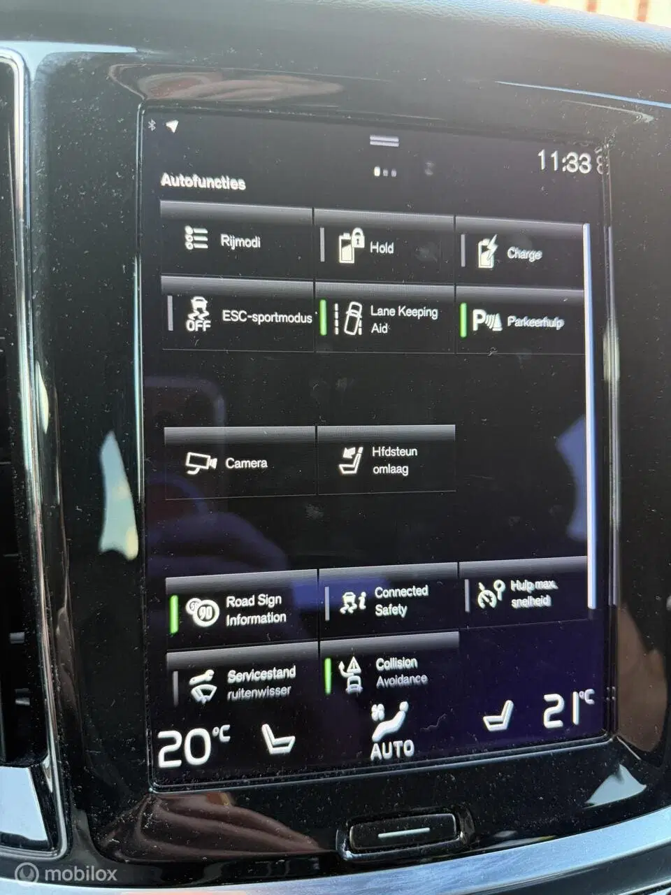 Volvo V60 2.0 T6 Plug-in hybrid AWD Plus Dark LONG R uit 2022, foto 13