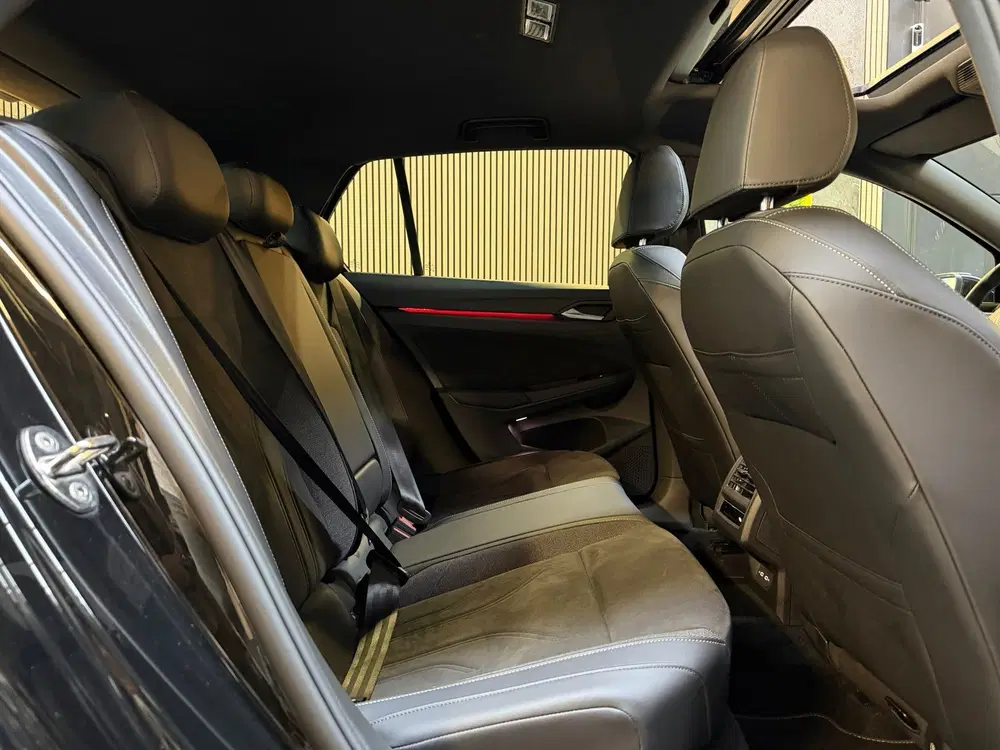 Volkswagen Golf 1.5 eTSI 50 Jahre uit 2024, foto 10
