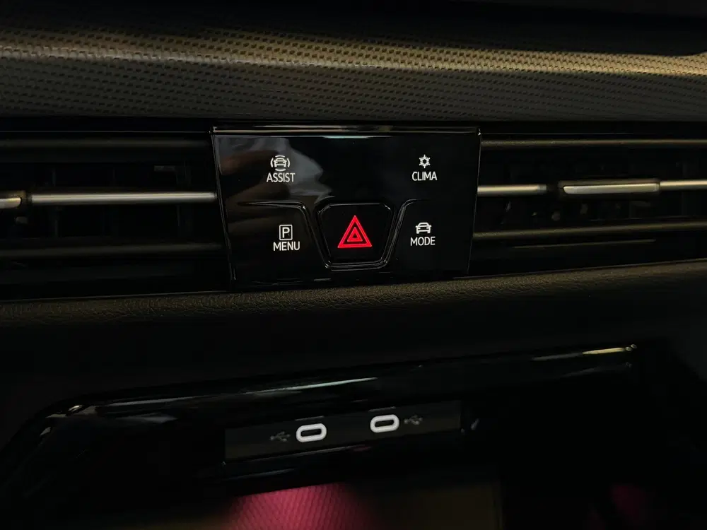 Volkswagen Golf 1.5 eTSI 50 Jahre uit 2024, foto 15
