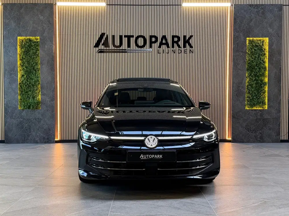Volkswagen Golf 1.5 eTSI 50 Jahre uit 2024, foto 8