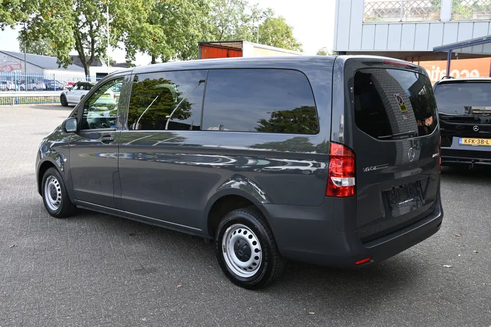 Mercedes-Benz Vito 114 CDI L2 DC Tourer Camera uit 2022, foto 10