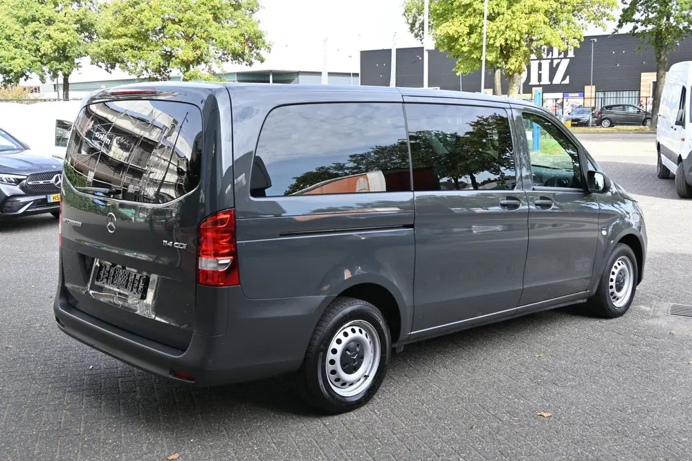 Mercedes-Benz Vito 114 CDI L2 DC Tourer Camera uit 2022, foto 3