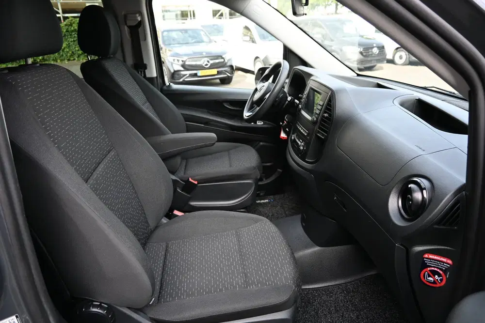 Mercedes-Benz Vito 114 CDI L2 DC Tourer Camera uit 2022, foto 8