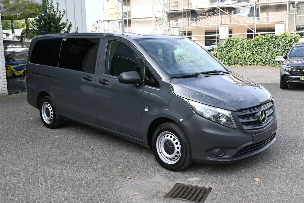 Mercedes-Benz Vito 114 CDI L2 DC Tourer Camera uit 2022, foto 9