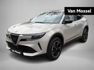 Alfa Romeo Junior Elettrica 54 kWh uit 2025