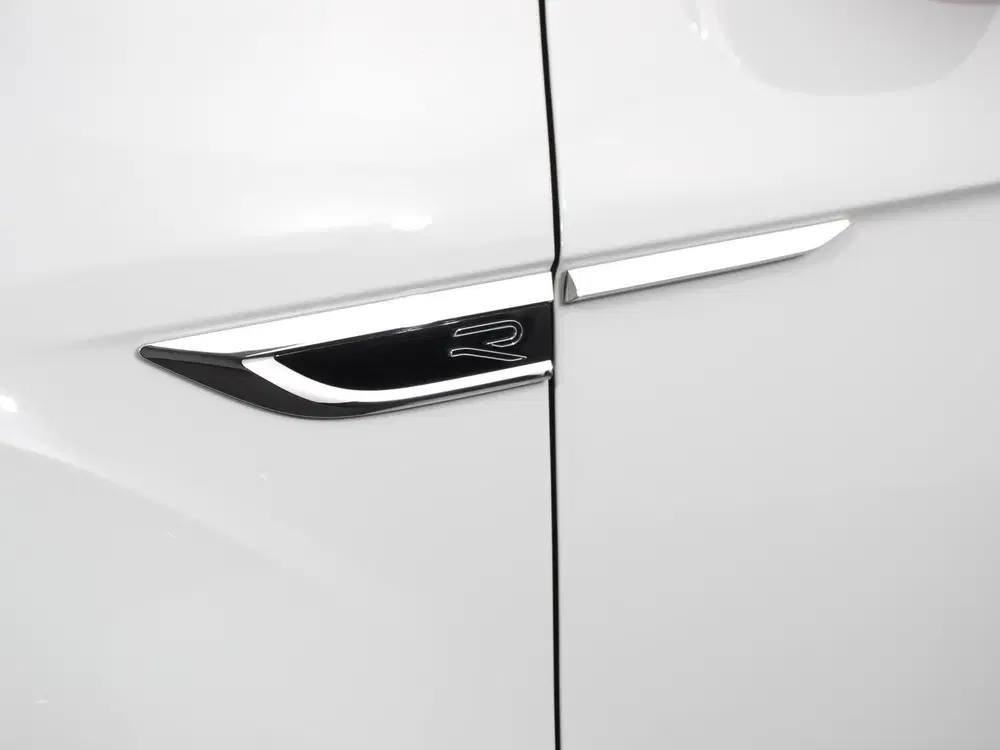 Volkswagen T-Roc 1.5 TSI 150pk Automaat R-Line Edition Navi uit 2025, foto 14