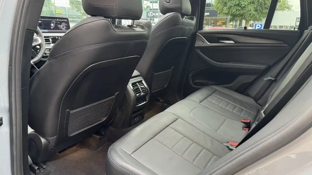 BMW X3 xDrive30e High Ex. uit 2023, foto 12