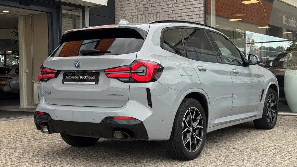 BMW X3 xDrive30e High Ex. uit 2023, foto 4