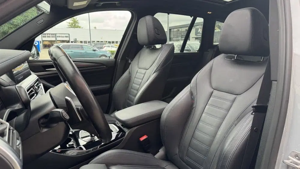 BMW X3 xDrive30e High Ex. uit 2023, foto 9