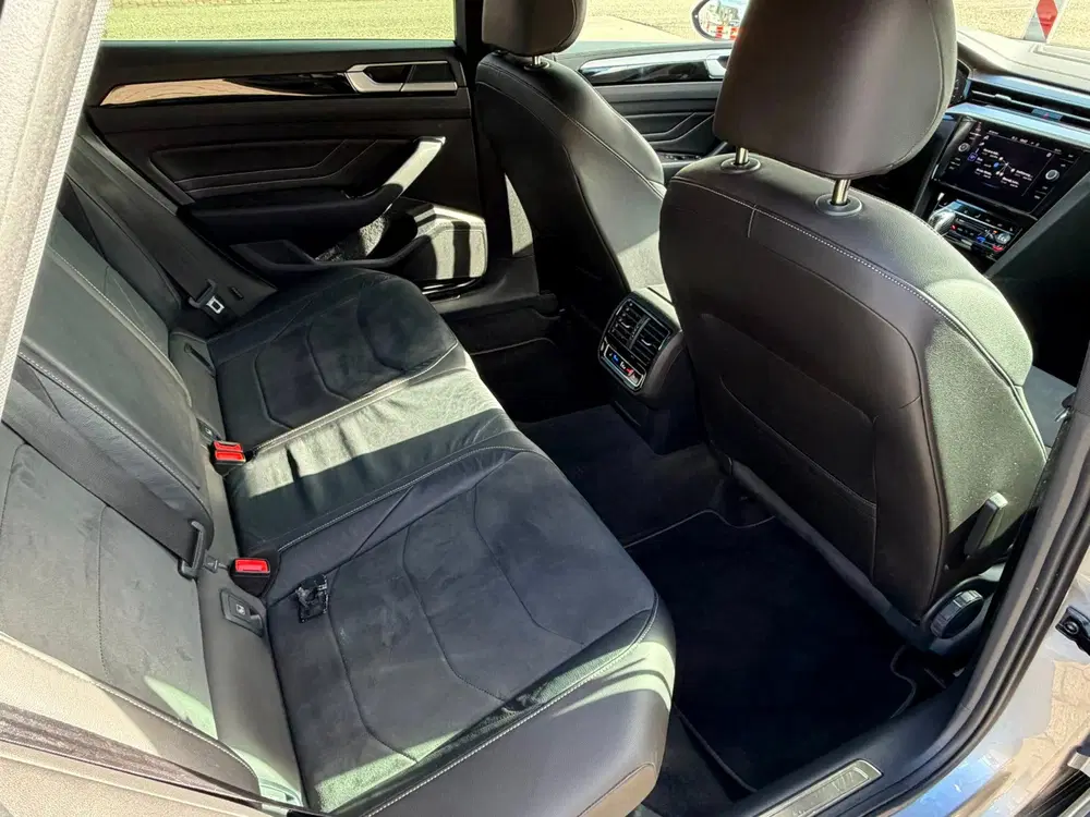 Volkswagen Arteon 1.4 TSI eHybrid R-Line Busi uit 2023, foto 9