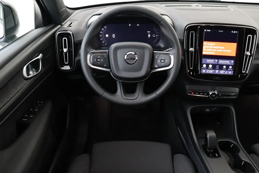 Volvo EX40 SINGLE MOTOR EXTENDED RANGE BUSINESS ED. 8 uit 2026, foto 2