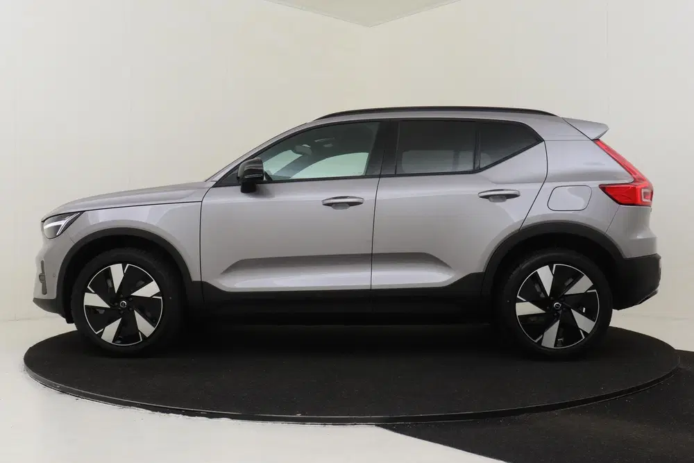 Volvo EX40 SINGLE MOTOR EXTENDED RANGE BUSINESS ED. 8 uit 2026, foto 7