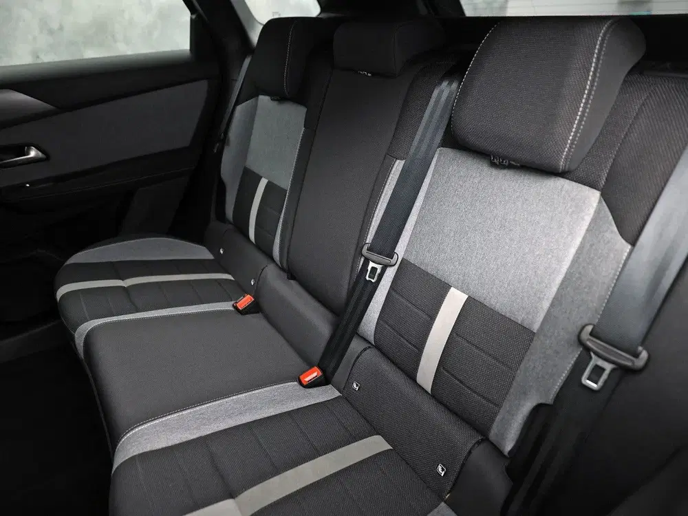 Opel Grandland Grandland 1.2 Turbo Hybrid Sport Automaat uit 2025, foto 14