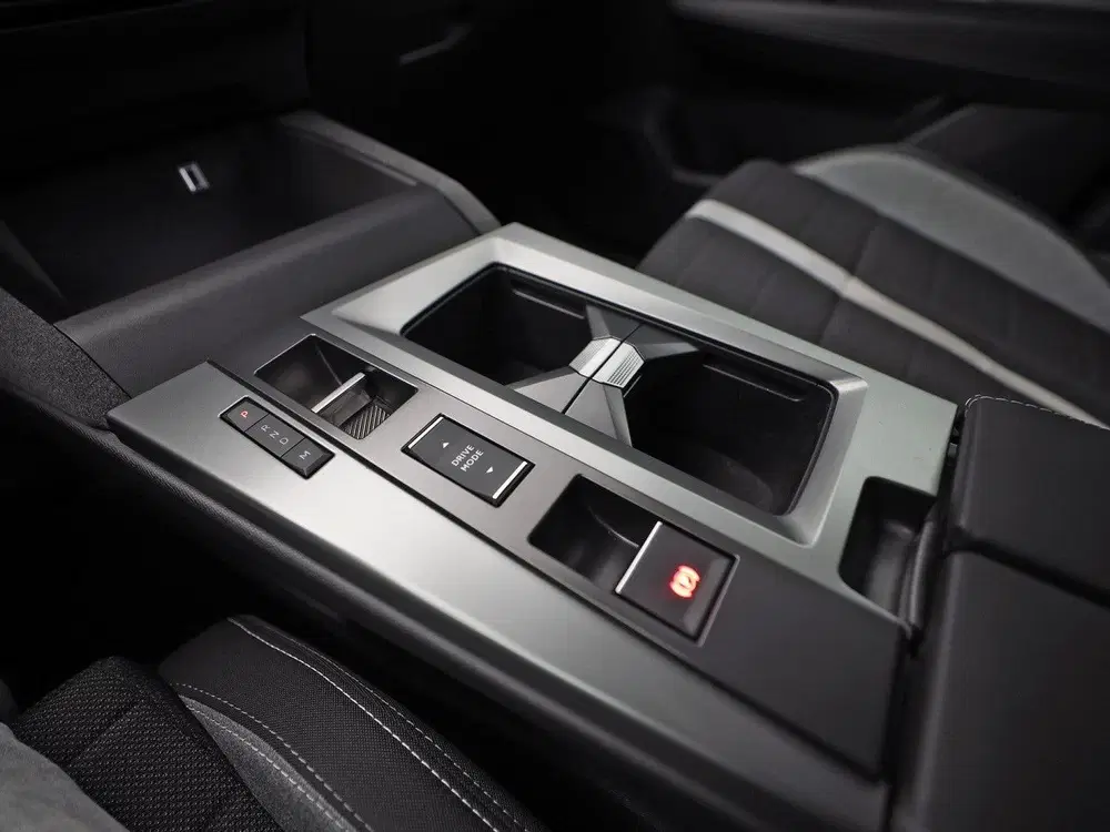 Opel Grandland Grandland 1.2 Turbo Hybrid Sport Automaat uit 2025, foto 9
