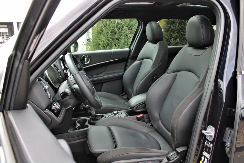 Mini Countryman 1.5 Cooper S E ALL4 Chili 220pk Pano Leer uit 2022, foto 10