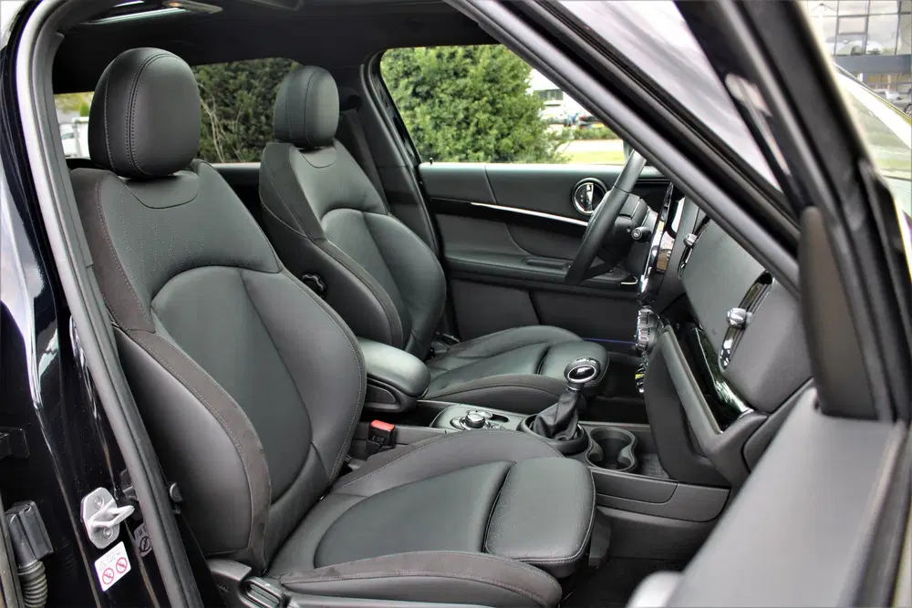 Mini Countryman 1.5 Cooper S E ALL4 Chili 220pk Pano Leer uit 2022, foto 4