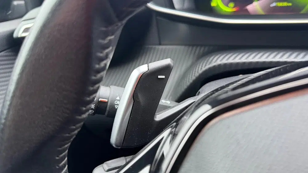 Peugeot 208 1.2 PureTech Allure GT-Line Carplay uit 2020, foto 11