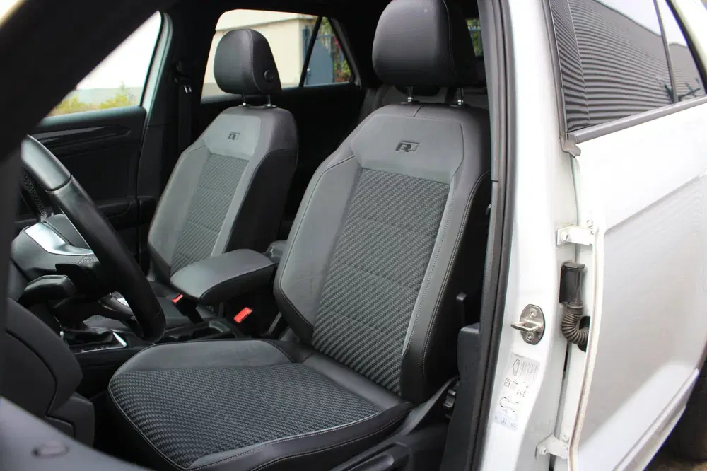 Volkswagen T-Roc 1.5 TSI 3x R-Line uit 2019, foto 3