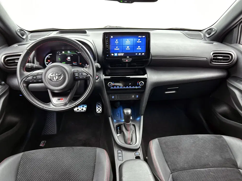Toyota Yaris Cross 1.5 Hybrid GR Sport uit 2023, foto 4