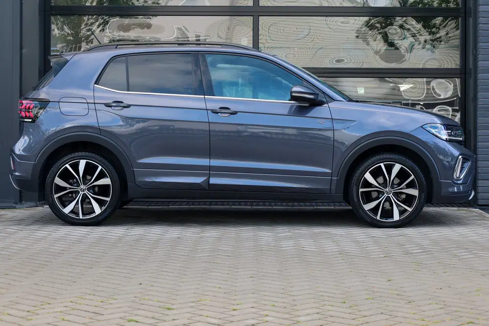 Volkswagen T-Cross 1.0 TSI R-Line Edition uit 2025, foto 12