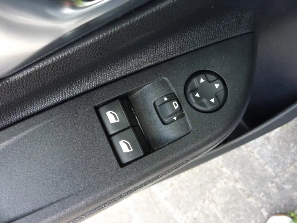 Opel Corsa 1.2 (75Pk) Edition Airco uit 2021, foto 12