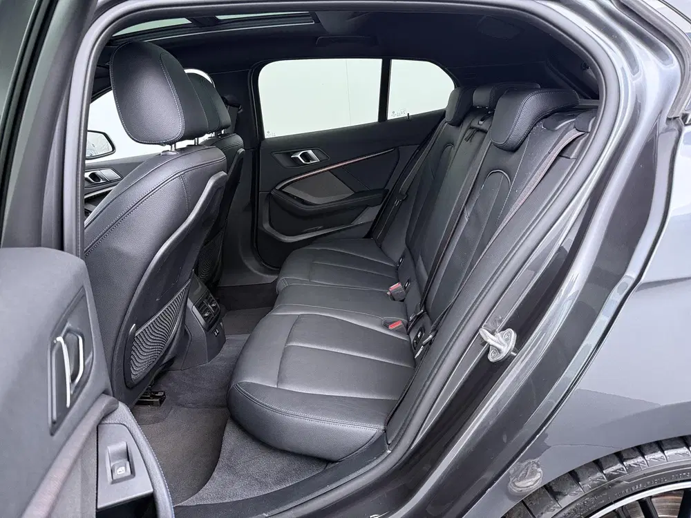 BMW 1-serie 128ti High Executive uit 2021, foto 14