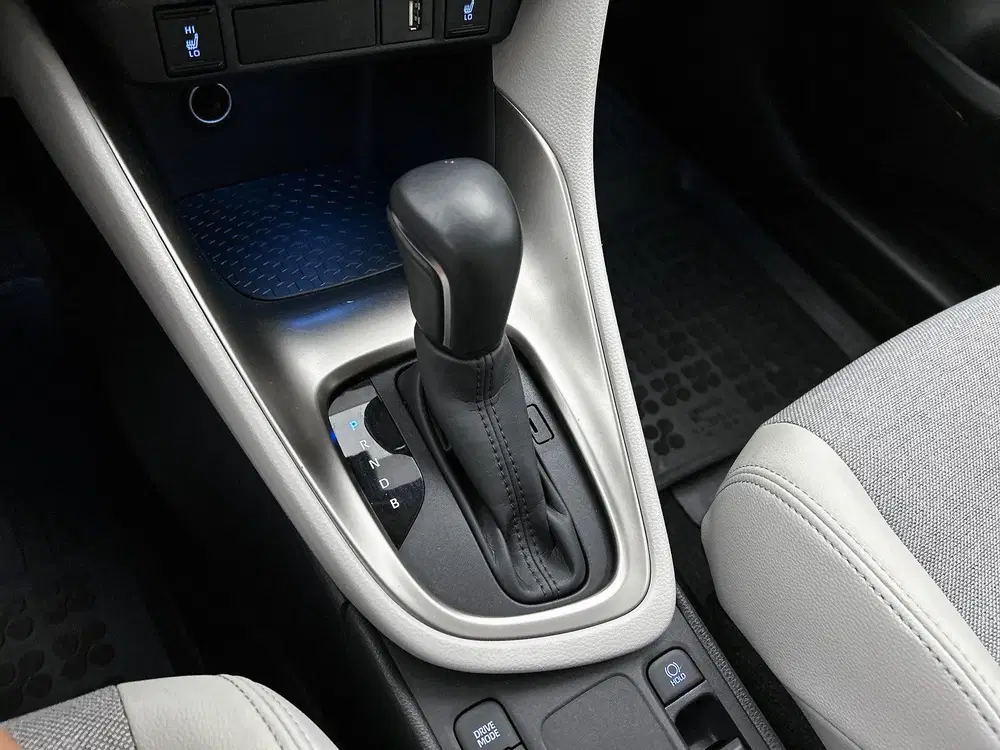 Toyota Yaris 1.5 Hybrid Executive uit 2023, foto 12