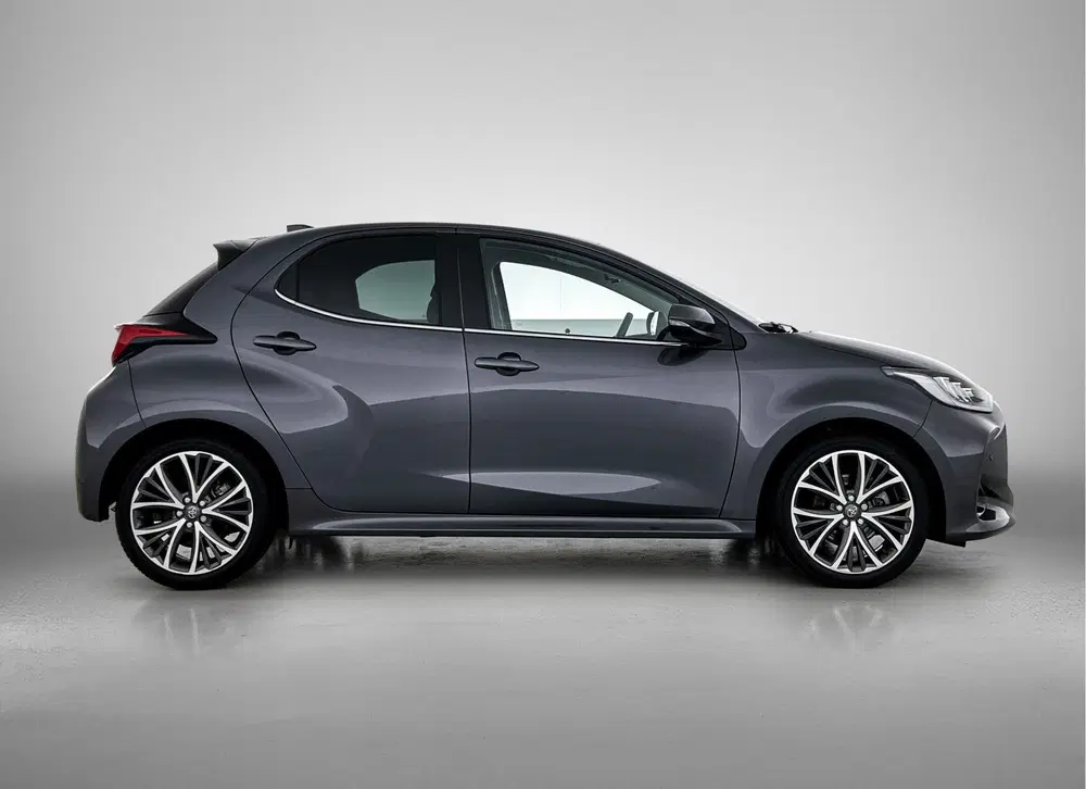 Toyota Yaris 1.5 Hybrid Executive uit 2023, foto 13