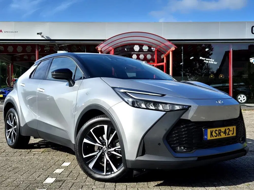 Toyota C-HR 1.8 Hybrid 140 Dynamic Automaat uit 2024, foto 9