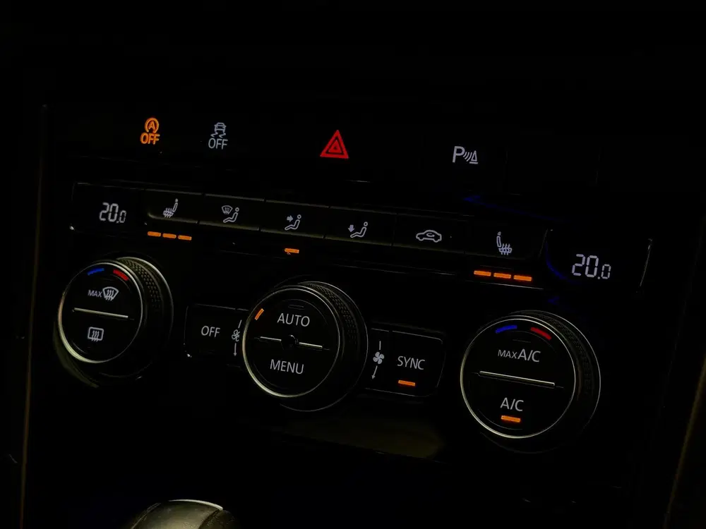 Volkswagen T-Roc 2.0 TSI 4Motion R uit 2021, foto 15