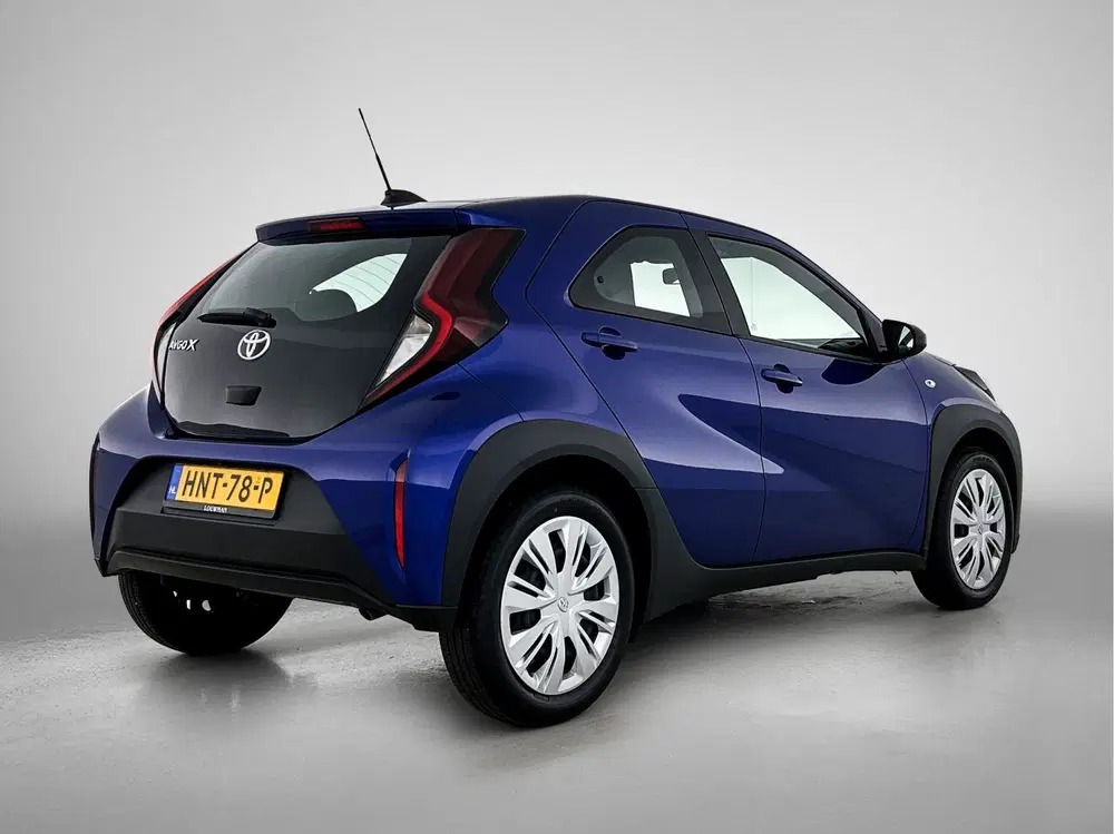 Toyota Aygo X 1.0 VVT-i MT Play uit 2025, foto 2