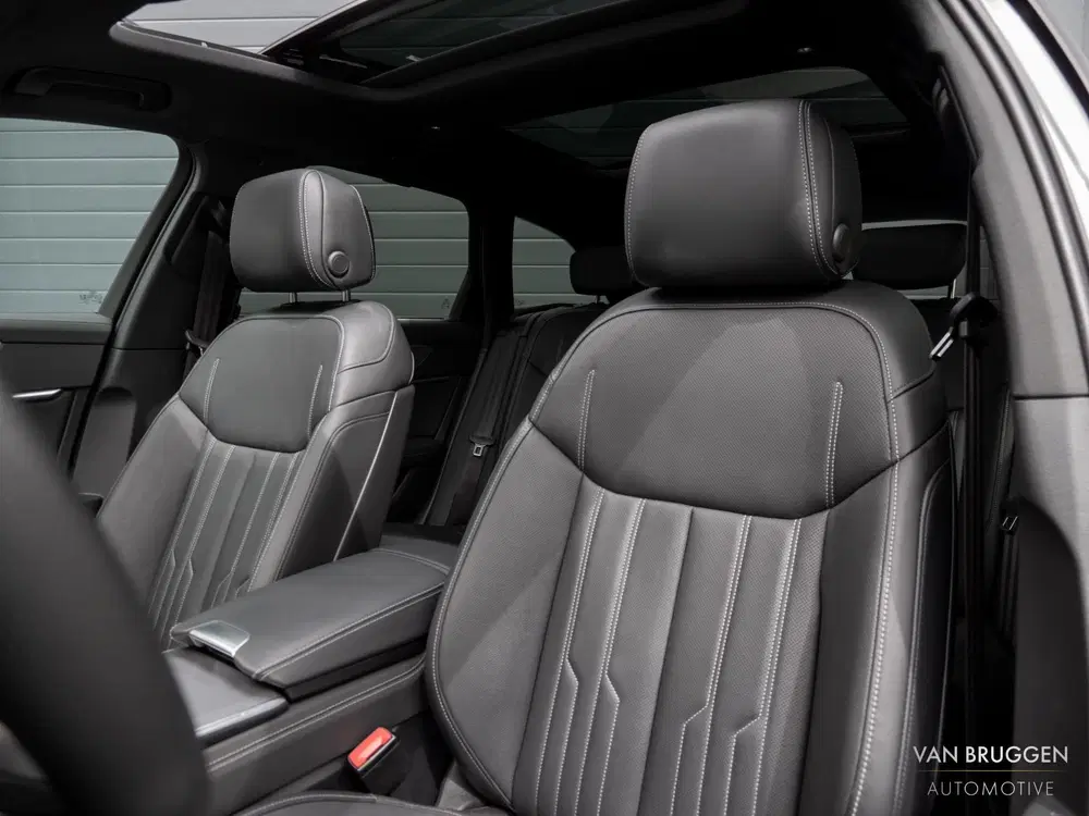 Audi A6 55 TFSI e quattro S-Line Pano 360 Trekhaak uit 2022, foto 3
