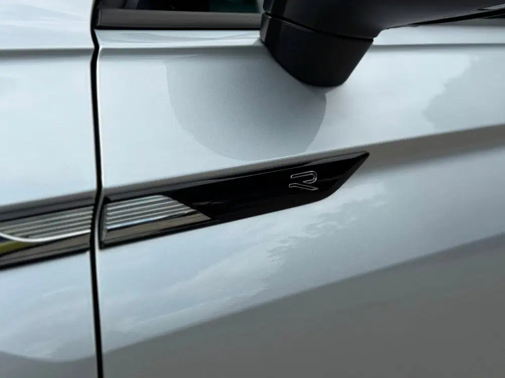 Volkswagen Tiguan 1.5 TSI R-Line Business+ uit 2022, foto 5