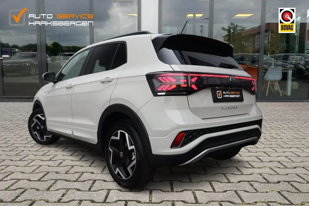 Volkswagen T-Cross 1.5 TSI R-Line uit 2025, foto 3