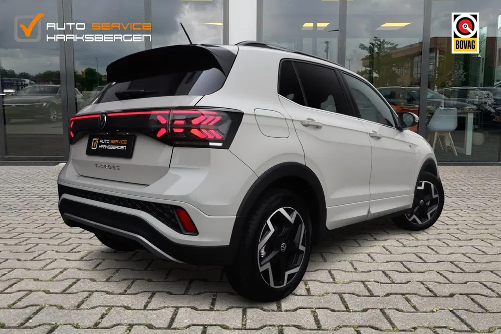 Volkswagen T-Cross 1.5 TSI R-Line uit 2025, foto 4