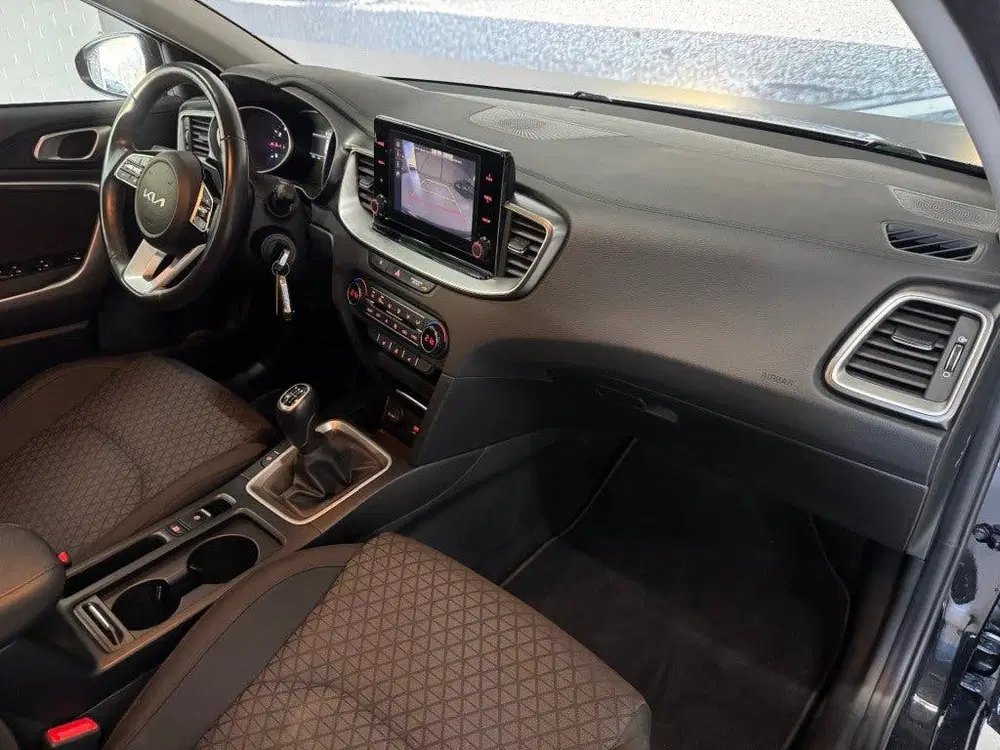 Kia Ceed Sportswagon 1.0 T-GDI DynamincPlusLine uit 2022, foto 15