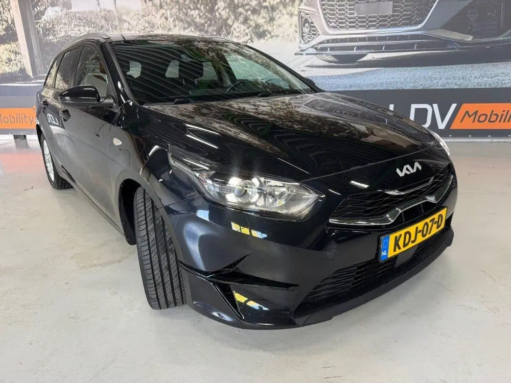 Kia Ceed Sportswagon 1.0 T-GDI DynamincPlusLine uit 2022, foto 9