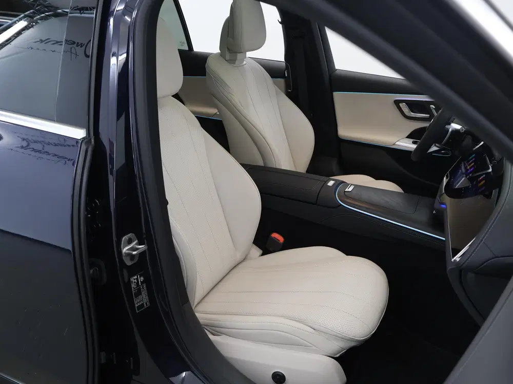 Mercedes-Benz E-Klasse 300e Business Solution AMG uit 2026, foto 10