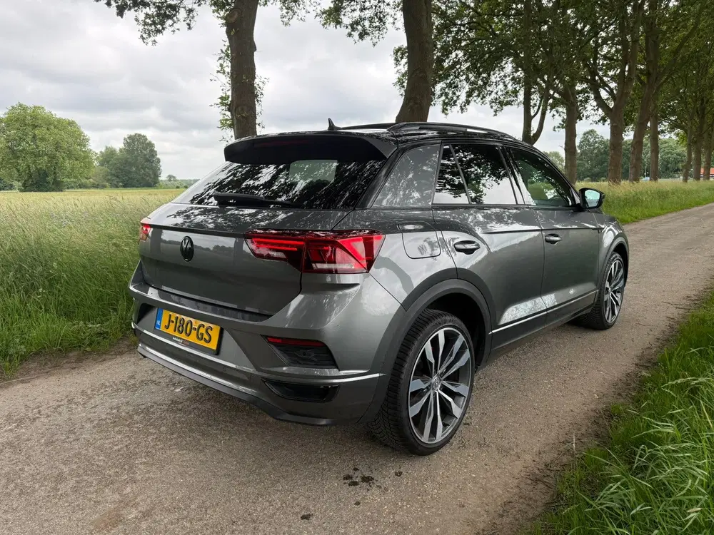 Volkswagen T-Roc 1.5 TSI DSG uit 2020, foto 4