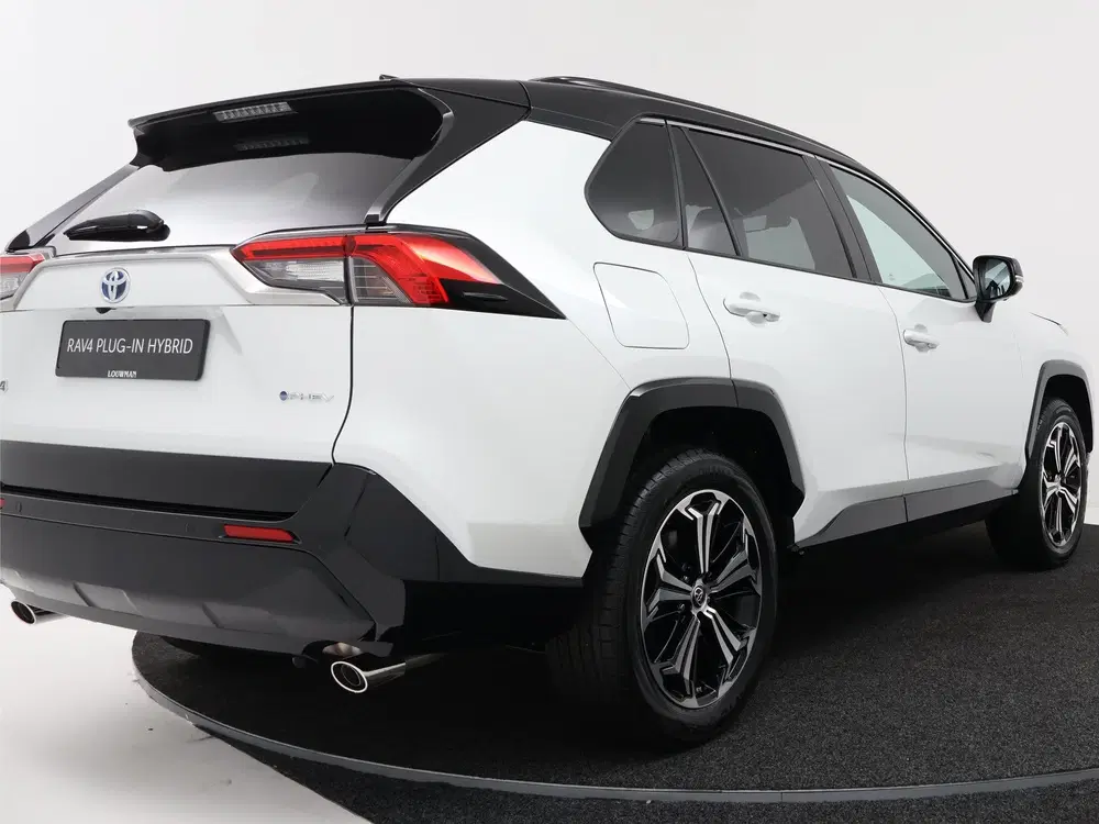 Toyota RAV 4 2.5 Plug-in Hybrid AWD Bi-Tone Plus uit 2026, foto 2