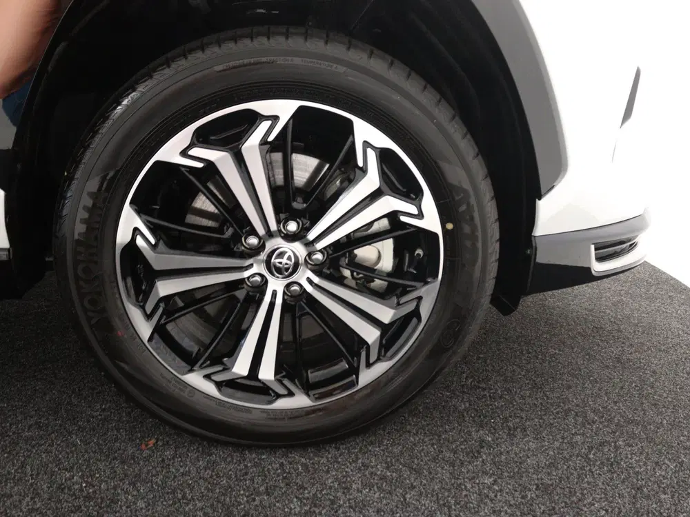 Toyota RAV 4 2.5 Plug-in Hybrid AWD Bi-Tone Plus uit 2026, foto 5