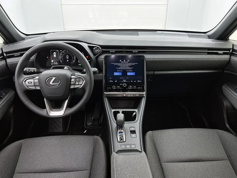 Lexus LBX 2WD uit 2025, foto 4