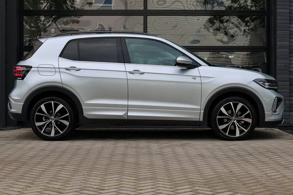 Volkswagen T-Cross 1.0 TSI R-Line Edition uit 2025, foto 13