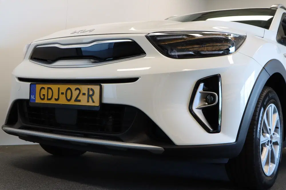 Kia Stonic 1.0 T-GDi MHEV DynamicLine Naviagatie uit 2024, foto 6