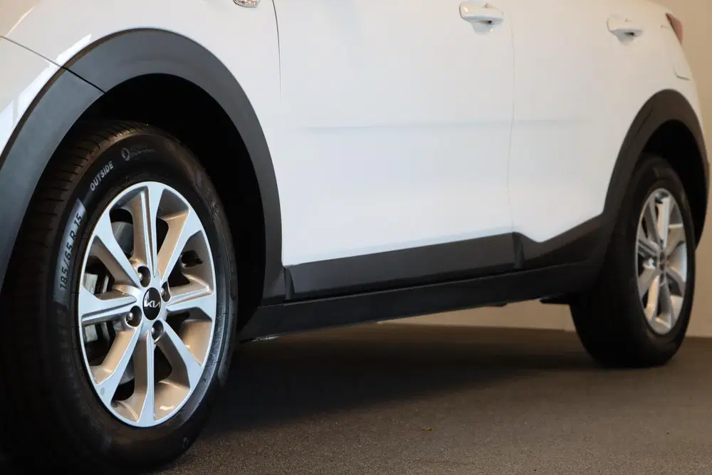 Kia Stonic 1.0 T-GDi MHEV DynamicLine Naviagatie uit 2024, foto 8