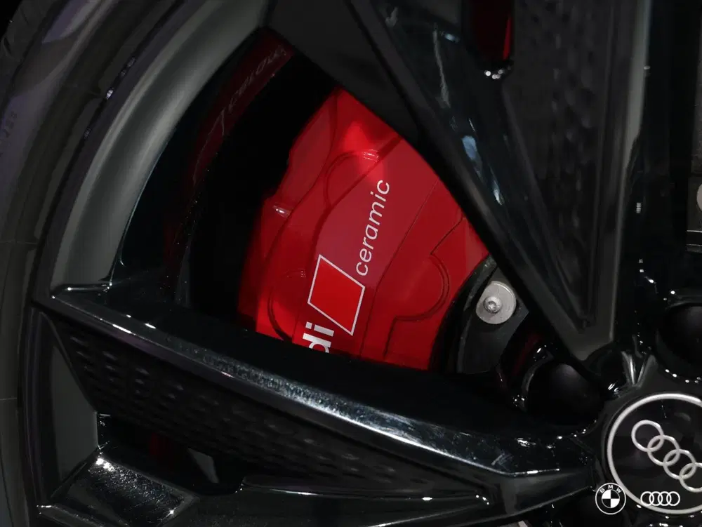 Audi RS6 PERFORMANCE uit 2024, foto 6