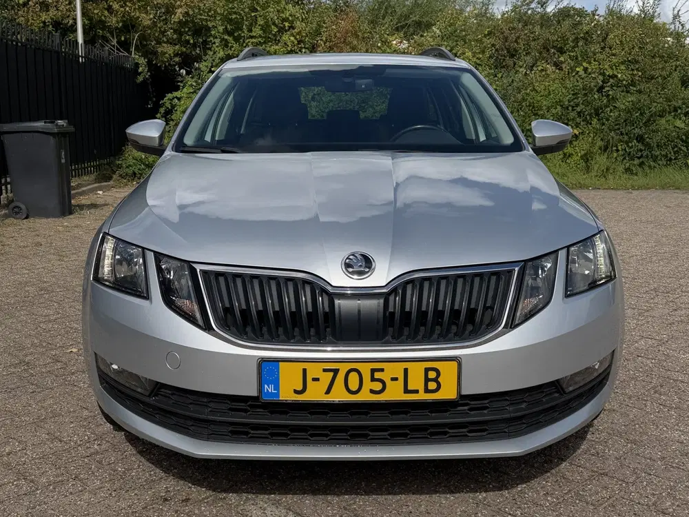 Skoda Octavia 1.5 TSI DSG Greentech Business Edition C uit 2020, foto 4