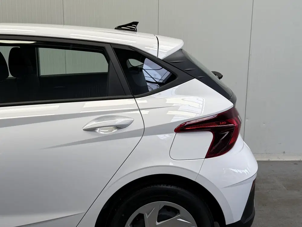 Hyundai i20 1.2 MPI i-Motion NAVI-CAMERA-LANE ASSIST-C uit 2025, foto 12