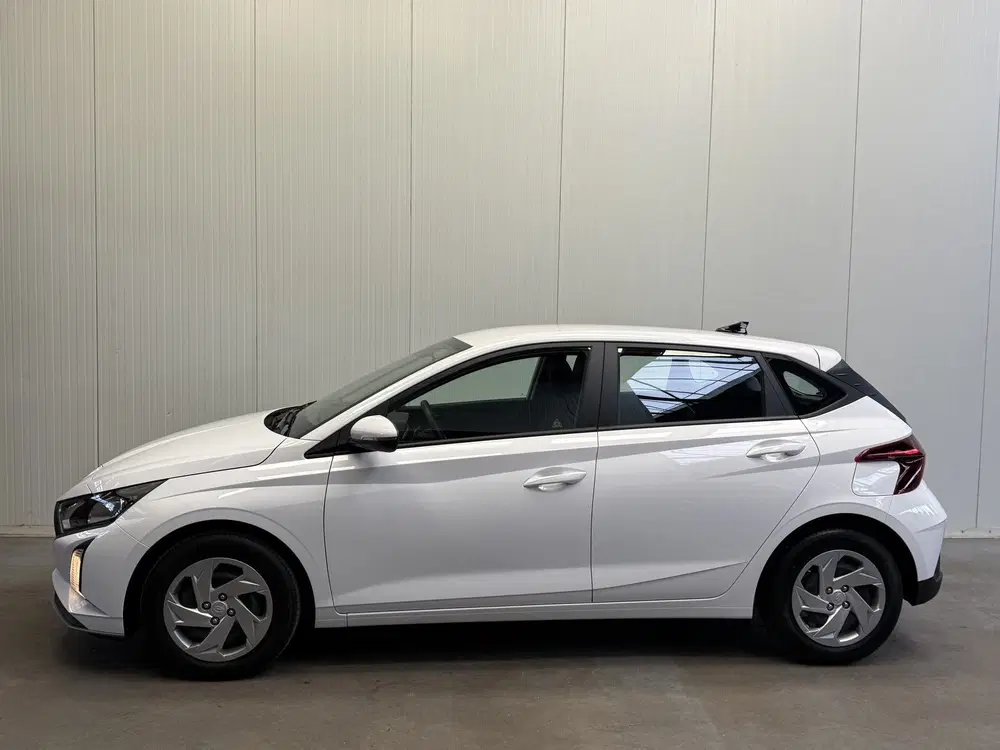 Hyundai i20 1.2 MPI i-Motion NAVI-CAMERA-LANE ASSIST-C uit 2025, foto 4