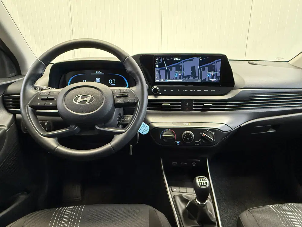Hyundai i20 1.2 MPI i-Motion NAVI-CAMERA-LANE ASSIST-C uit 2025, foto 5